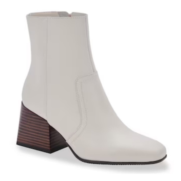 Blondo Salome Waterproof Bootie - Picture 1 of 6